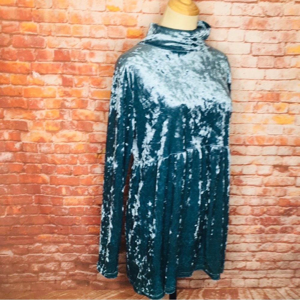 Teal Crushed Velvet Long Sleeved Babydoll Top